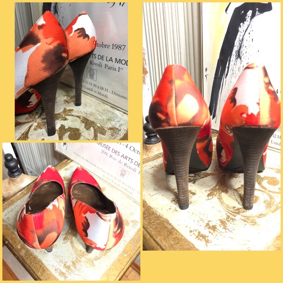 SZ 8.5-CARLOS SANTANA MULTI-COLOR FABRIC 5” PUMPS - Picture 4 of 8